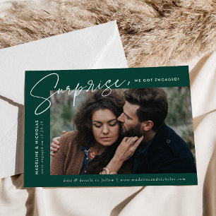 Modern groen Surprise Photo Verloving Aankondiging