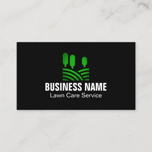 Modern Groen Zwart Landscaping Gazonverzorging Log Visitekaartje (Voorkant)