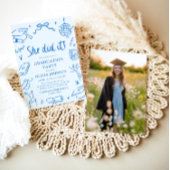 Modern Hand Drawn She did it Blue Graduation Party Kaart