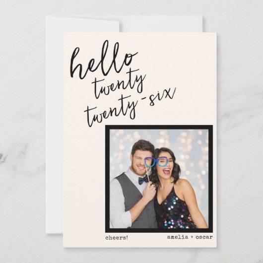 Modern Handgeschreven Nieuwjaarsfoto Huwelijkskopp Feestdagenkaart (Voorkant)