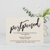 Modern handschrift bruiloft uitgestelde crème Kaar Kaart (Staand voorkant)