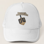 Modern Hanukkah Dreidel Champion Holiday Grandpa Trucker Pet<br><div class="desc">Viel Hanukkah met trots en humor samen met de hele familie. Dit grafisch festival maakt een perfect cadeau voor de feestdagen. Of het nu gaat om je buurman,  familie,  man,  oom of vriendje</div>