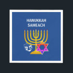 Modern HANUKKAH SAMEACH Servet<br><div class="desc">Moderne, stijlvolle handdoekjes op papier, ontworpen met faux gold menorah, kleurrijke ster van David en white dreidel plus GREETING - HANUKKAH SAMEACH, zodat je je eigen groet kunt creëer, bijvoorbeeld. Happy Chanukah. Ideaal voor het Hanukkah-seizoen. Kies uit een breed gedeelte van Hanukkah-kleding en geschenken, ontworpen door Berean-Design. Overeenkomende partijbenodigdheden beschikbaar....</div>