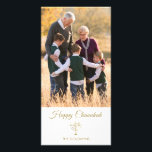 Modern Happy Chanukah Holiday-fotokaart Kaart<br><div class="desc">Deel uw vakantie wenst dit Chanoekaseizoen met een unieke persoonlijke fotokaart. Dit feestelijke ontwerp is voorzien van een foto die je in je eentje kunt veranderen voor een soort design dat je familie en vrienden zullen aanhangen! Onder de foto staat het sentiment "Happy Chanukah" in faux goudtypografie met een gouden...</div>