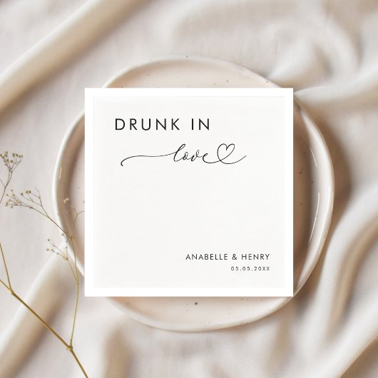 Modern hartscript Drink in Love Elegant Wedding Servet