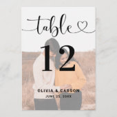 Modern Heart Script Trouwfoto Tafelnummer (Achterkant)