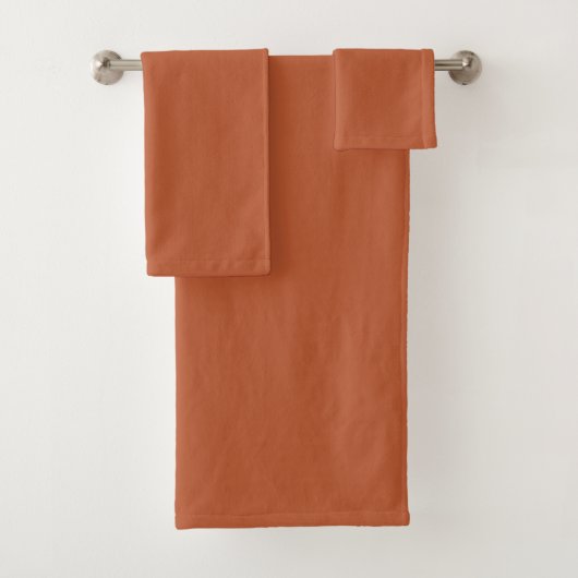 Modern Heritage Solid Rich Terracotta Bad Handdoek (Insitu)