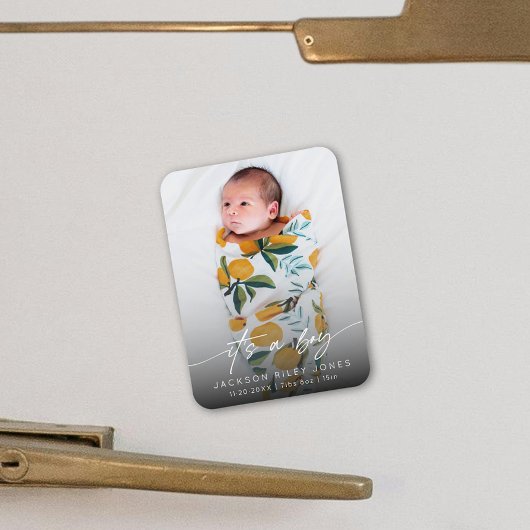 Modern Het is een Boy Baby Newborn Photo Script Magneet
