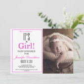 Modern Het is een meisje. Roze foto-Baby Sprinkle Kaart (Staand voorkant)
