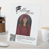 Modern High School Afstuderen College financiert Q Reclamebord Met Voetstuk (Insitu)