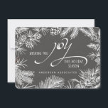 Modern Holiday Joy Botanical Winter Branches Feestdagenkaart<br><div class="desc">Vakantie-flatkaarten van het seizoen van de feestdag, ideaal voor zakelijk of persoonlijk gebruik. Klassieke seizoensgebonden vertakkingen van de vezels en de dennenbomen met dennenkegels in festive chalkboard stijl typografie. Een heldere en vrolijke uitdrukking van feestelijke vrolijkheid — Eenvoudig om uw bedrijfs- of bedrijfsnaam, familie of uw eigen speciale groet toe...</div>