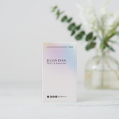 Modern Holografisch LinkedIn Minimalistisch Visitekaartje (Staand voorkant)