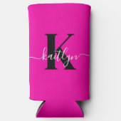 Modern Hot Pink Black Script Monogram Seltzer Blikjeskoeler (Voorkant)