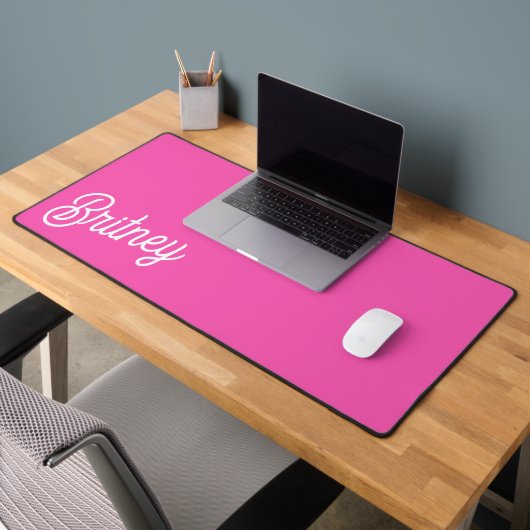 Modern Hot Pink gepersonaliseerd monogram en naam Bureaumat (Kantoor 2)