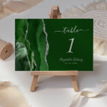 Modern Hunter Green Silver Agate Wedding Kaart<br><div class="desc">De linkerrand van deze elegante moderne trouwtafel-nummerkaart is voorzien van een jager-groene waterverf aan de rand van de beug,  die is getrimd met faux zilveren glitter. De aanpasbare tekst combineert zilvergrijze handschrift,  cursieve en copperplate doopvonten op een jager groene achtergrond.</div>