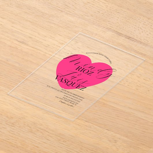 Modern Huwelijk Script Zwarte Roze Hart Acryl Uitnodigingen (Laagn)