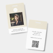 Modern ID-kaart Beige Minimaal Logo Foto QR-code Badge (Voor- en achterkant)