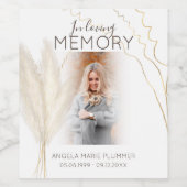 Modern in liefdevolle herinnering | Foto | Gedenkt Wijn Etiket (Enkel label)