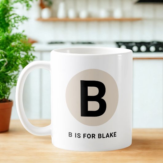 Modern Initial Mug – “B is for [Name]” Design Koffiemok