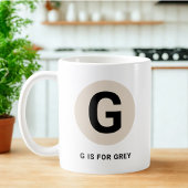 Modern Initial Mug – “G is for [Name]” Design Koffiemok