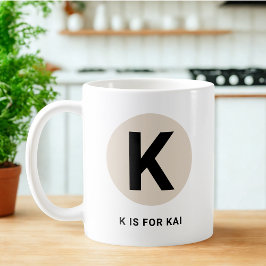 Modern Initial Mug – “K is for [Name]” Design Koffiemok
