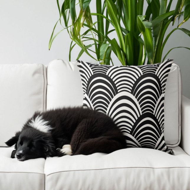 Modern Jazz Age Roaring Twenties Zwart-wit Kussen (Pillow shown at approx 20 inch size. Dog not included.)