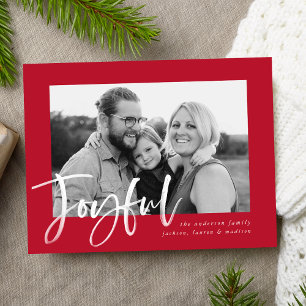 Modern Joyful Script Red Holiday Foto Briefkaart