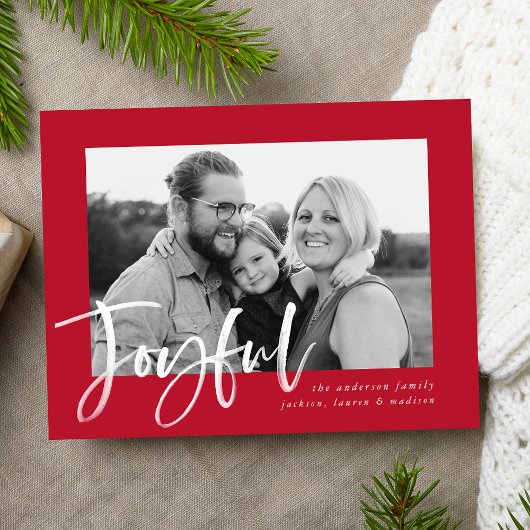 Modern Joyful Script Red Holiday Foto Briefkaart