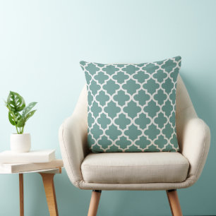 Modern Juniper Green en White Quatrefoil Pattern Kussen