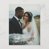 Modern Just Married Wedding Photo Announcement Briefkaart (Voorkant)