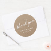 Modern kalligrafie script bruiloft kraft ronde sticker (Envelop)