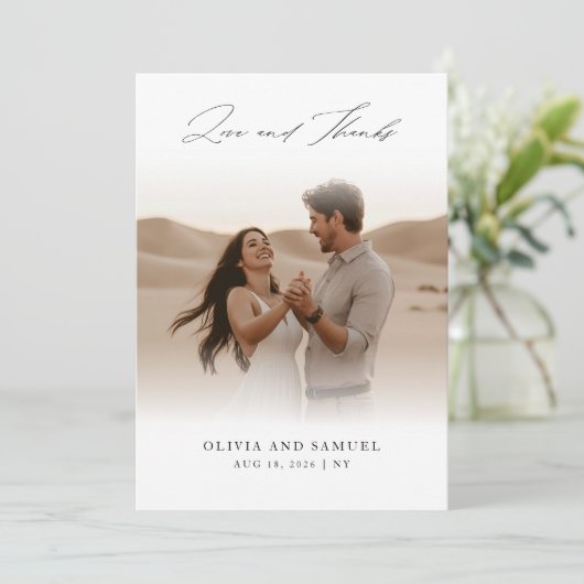 Modern kalligrafiescript Eenvoudige fotobruiloft Bedankkaart (Staand voorkant)