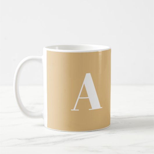 Modern kameel beige custom monogram initiaal lette koffiemok (Links)