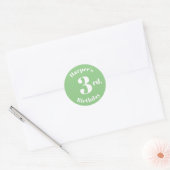 Modern Kids Verjaardag Custom naam nummer salie gr Ronde Sticker (Envelop)