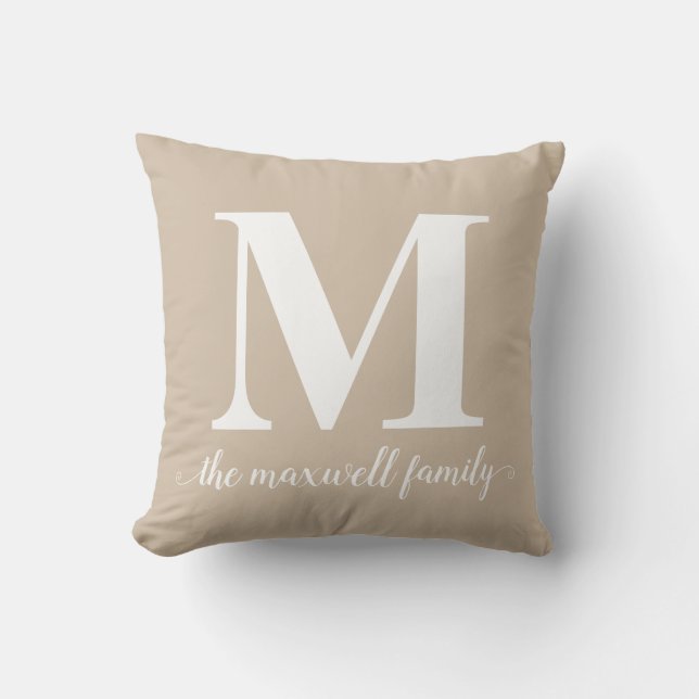 Modern klassiek rustiek beige monogram familiescri kussen (Voorkant)