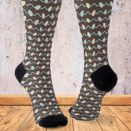 Modern kleurrijk paaseipatroon sokken