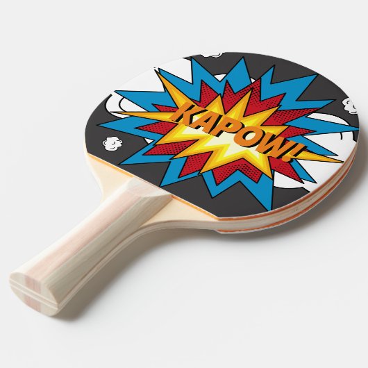 Modern kleurrijk stripboek KAPOW Pop Art Tafeltennisbatje (Voorkant Gekanteld)