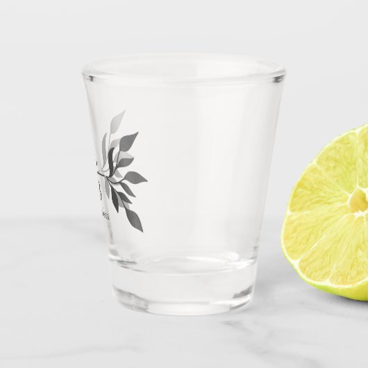 Modern Koppel Monogram Bruiloft Favoriet Shot Glas (Rechts)