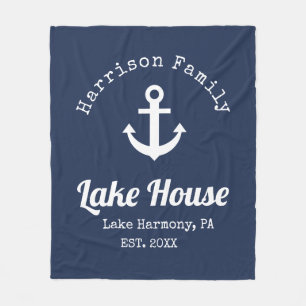Modern Lake House Familienaam Fleece Blanket