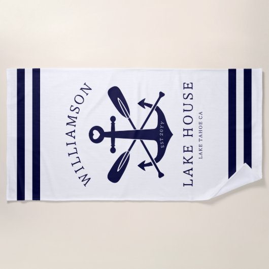 Modern Lake House familienaam nautisch wit blauw Strandlaken (Voorkant)