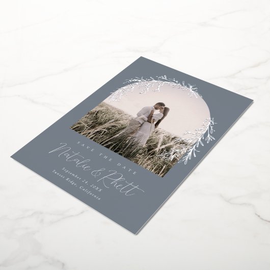 Modern Laurel Leaf Archway Wedding Save the Date Folie Uitnodiging (Gedraaid)