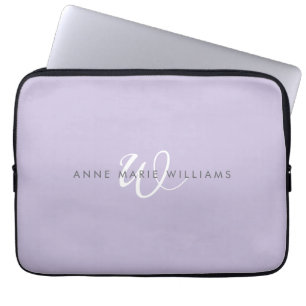 Modern Lavendel Witte Script Monogram Laptop Sleeve