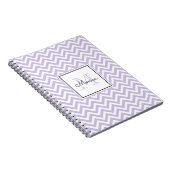 Modern Lavender Chevron Pattern Monogram Notitieboek (Rechterzijde)