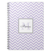 Modern Lavender Chevron Pattern Monogram Notitieboek (Voorkant)