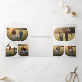 Modern Layout Family Photo Christmas Holiday Drieluik Uitnodiging (Binnen)