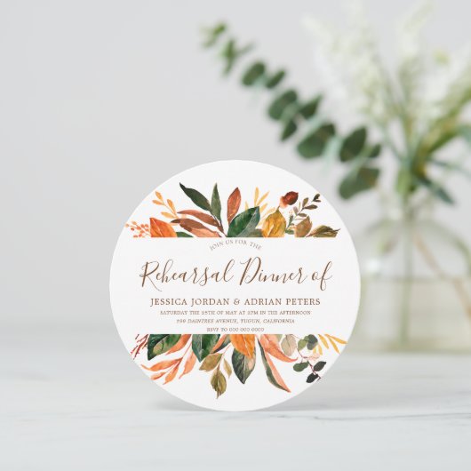 Modern Leaf Wreath Rustic Herfst Rehearsal Dinner Kaart (Staand voorkant)