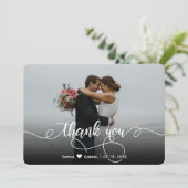 Modern legant Script Weduwfoto Hartelijk kaart (Staand voorkant)