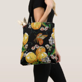 Modern Lemon Citrus Floral Butterfly Pattern Tote Bag (Dichtbij)