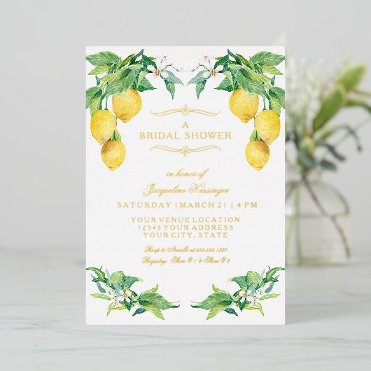 Modern Lemon Elegant Floral Gold Bridal Shower Folie Uitnodiging (Staand Voorkant)
