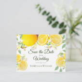 Modern Lemon Summer Wedding Save the Date Aankondigingskaart (Staand voorkant)